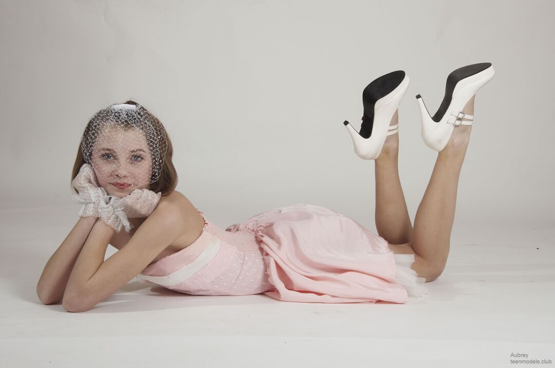 Aubrey精美套图第十四弹(145P)